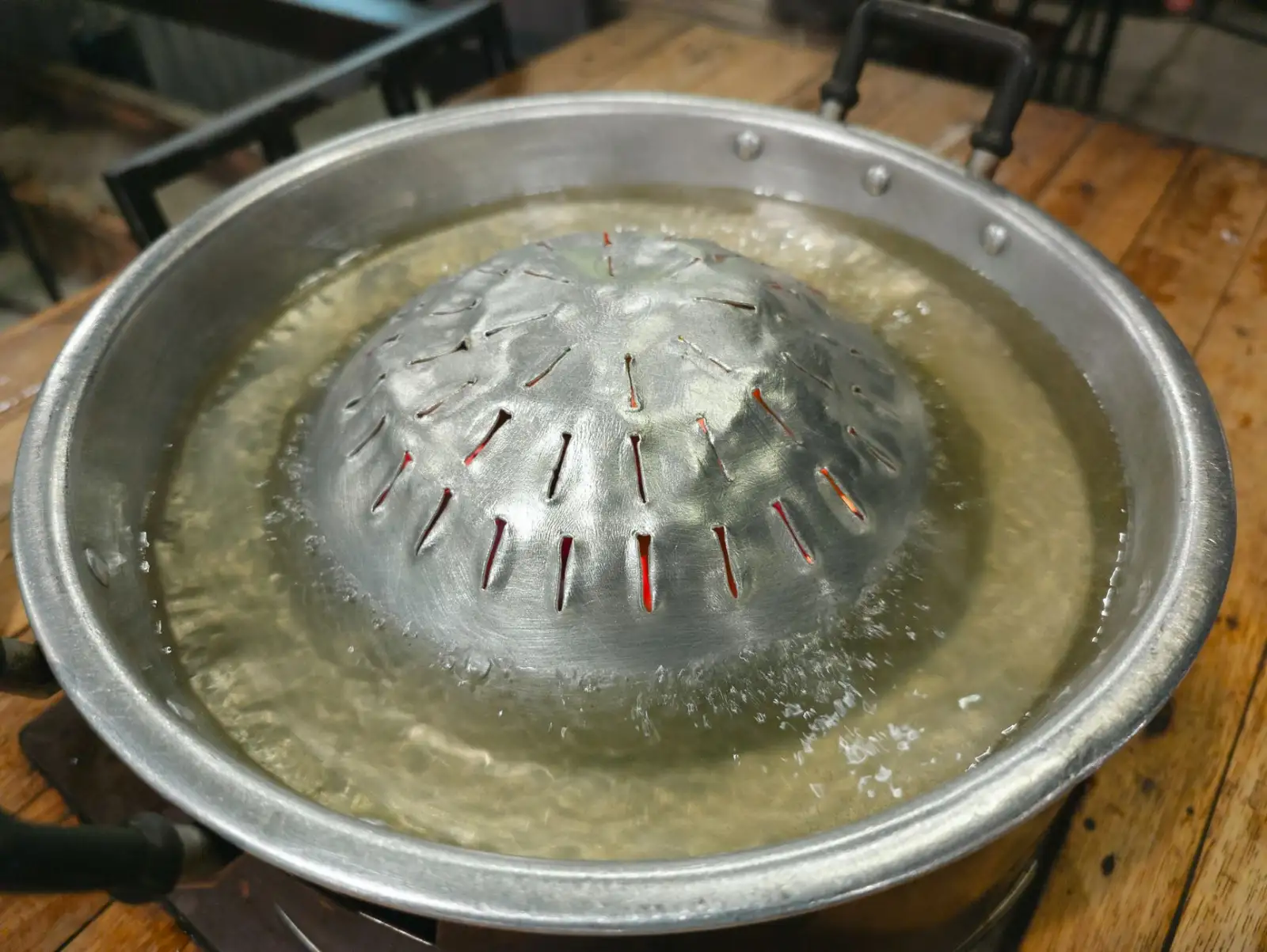 华北地区智慧校园建设中录播系统与电子白板的协同部署要点
