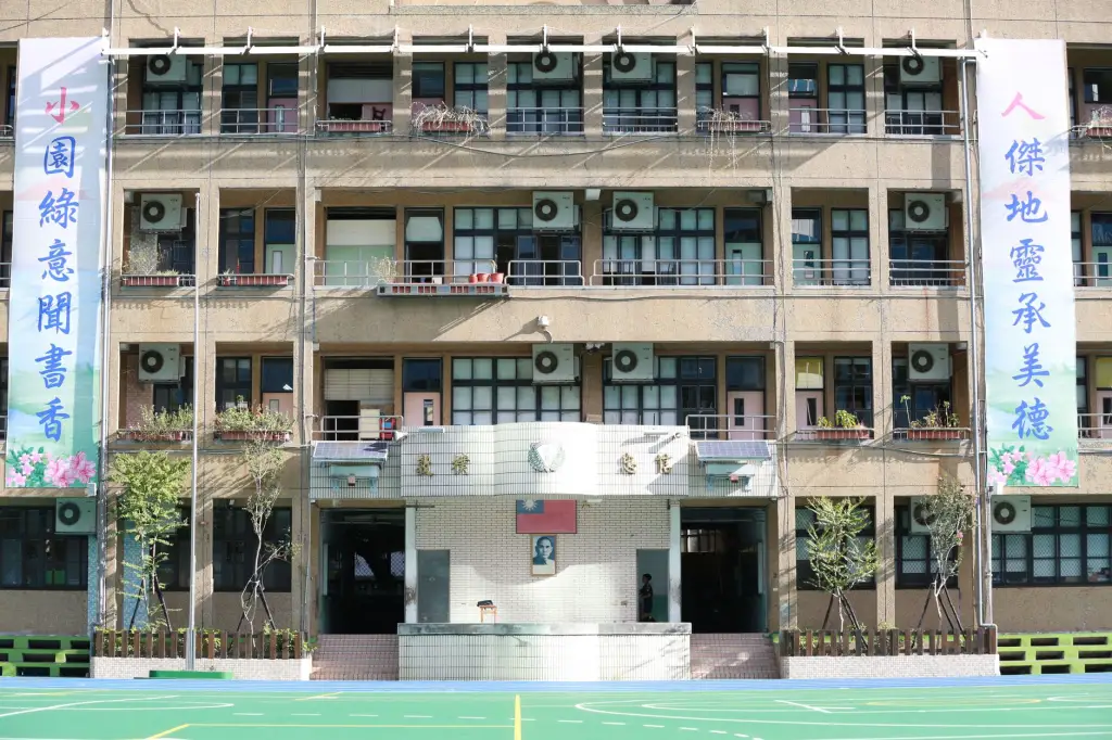 天津六合天创录播系统与电子白板一体化方案的技术架构解析