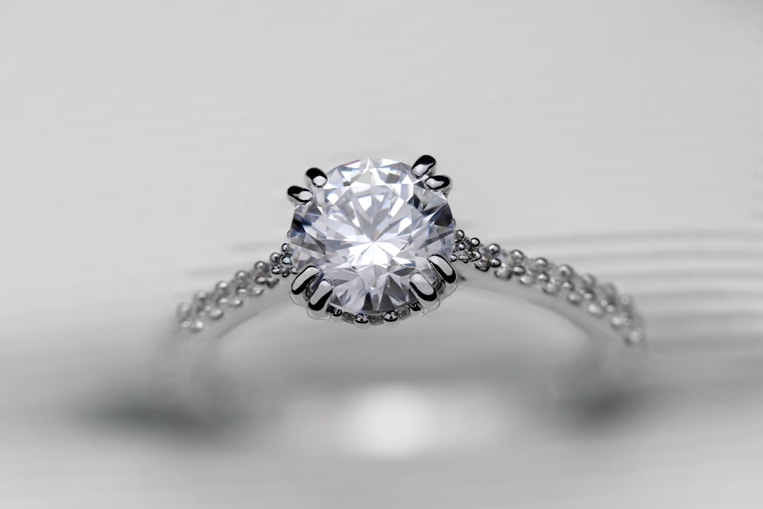2024年智慧校园教学设备采购趋势：从硬件部署到软硬件一体化融合